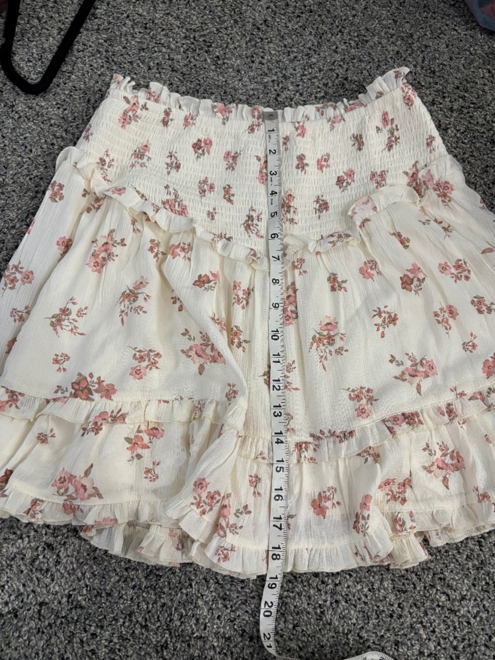 Torrid ruffle skirt size 0x large 12